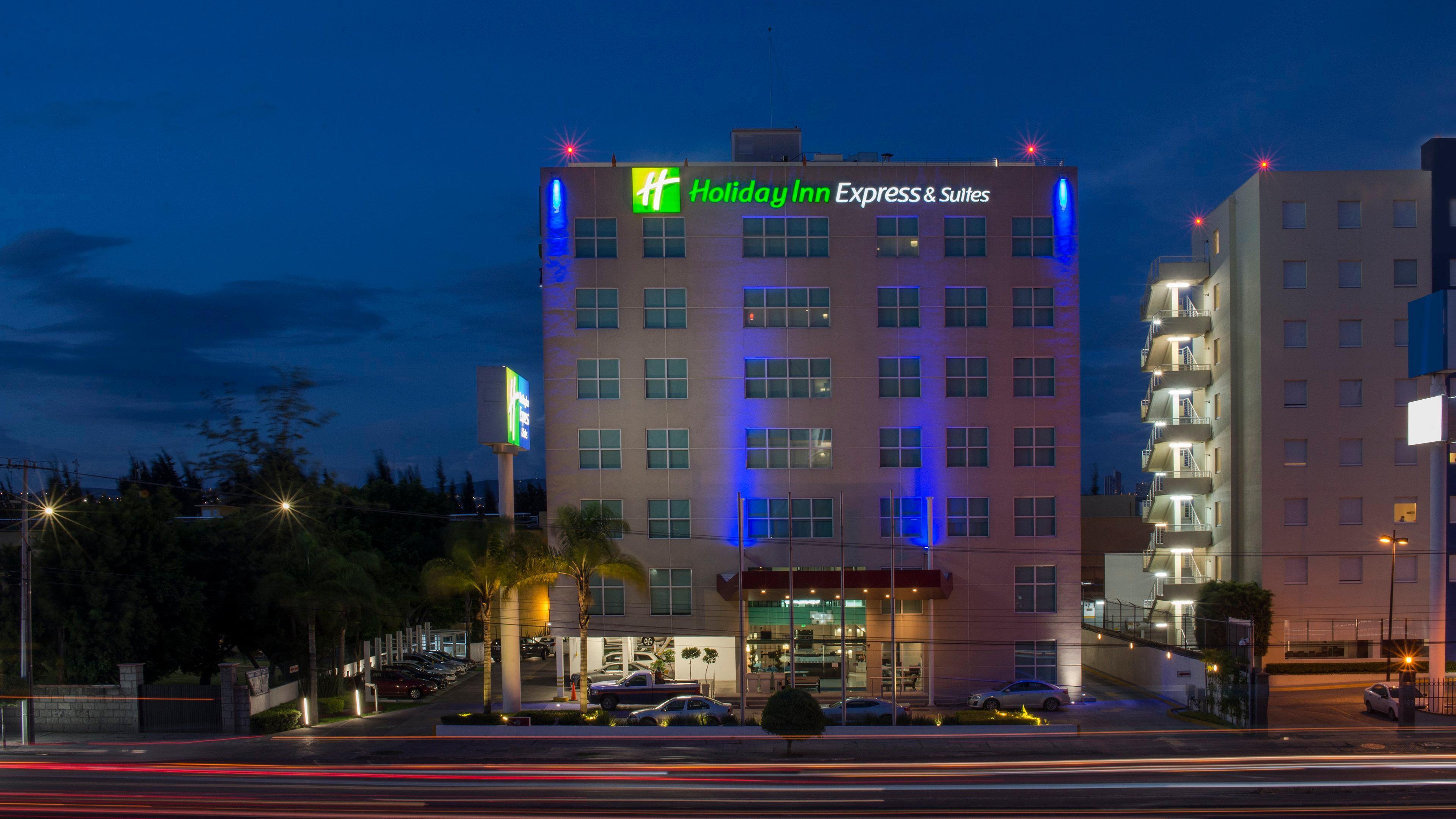 Holiday Inn Express & Suites Queretaro By Ihg Ngoại thất bức ảnh